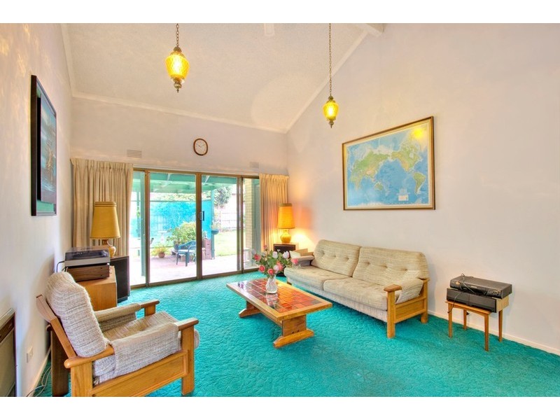 4 Wembley Court, Springvale South VIC 3172