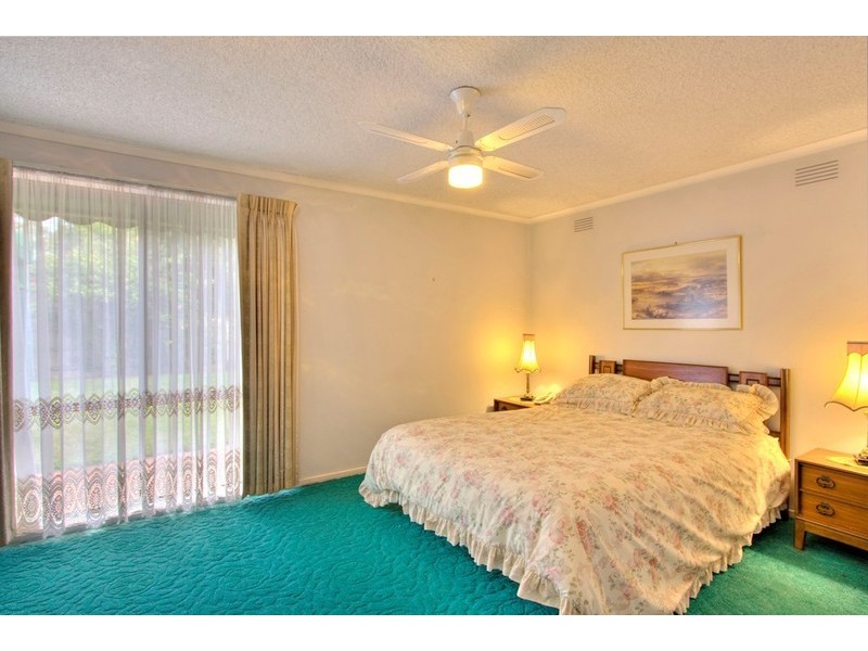 4 Wembley Court, Springvale South VIC 3172