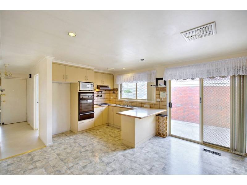 3/43 Theodore Avenue, Noble Park VIC 3174