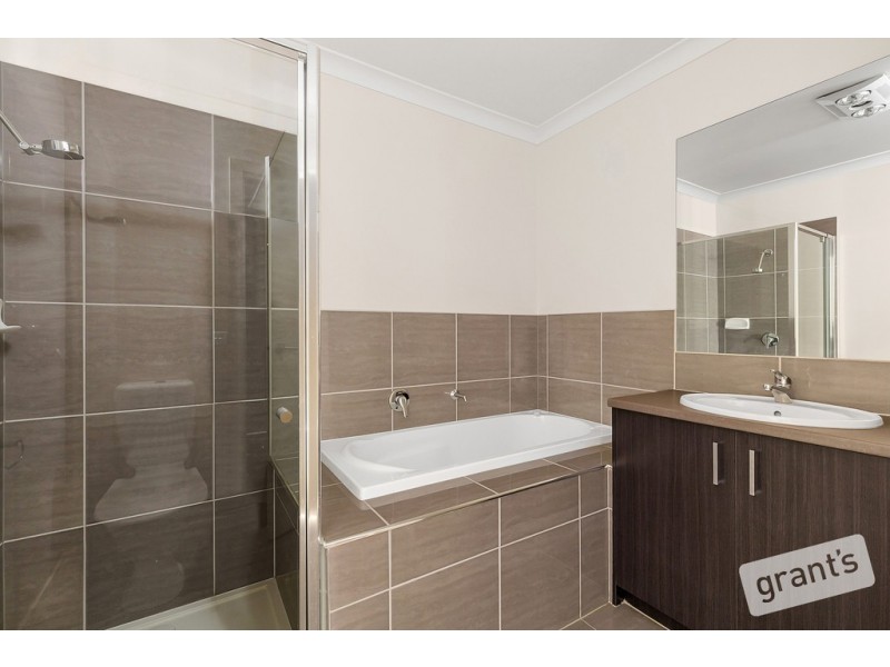 7 Glenvista Road, Pakenham VIC 3810