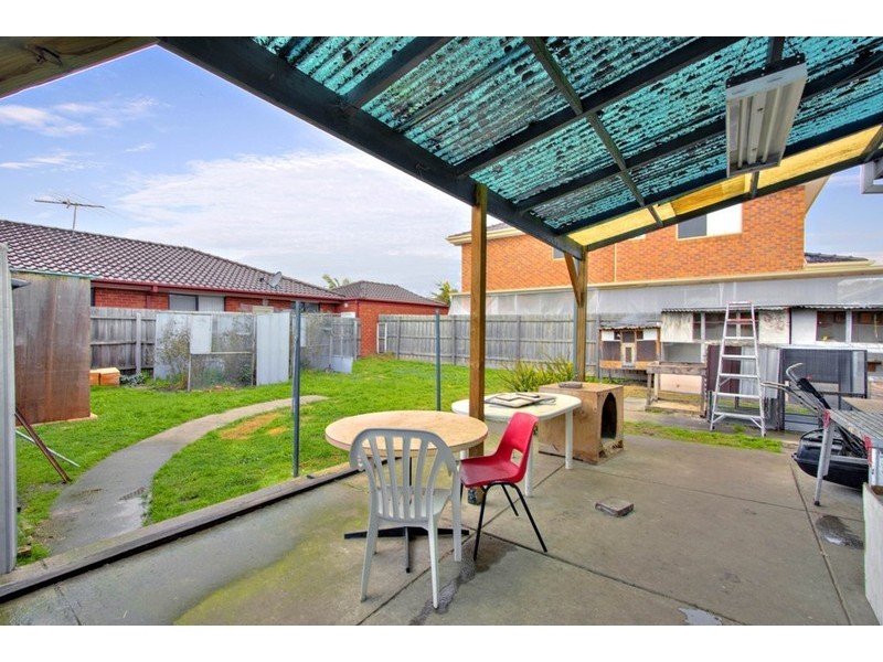 27 Lewis Street, Springvale VIC 3171