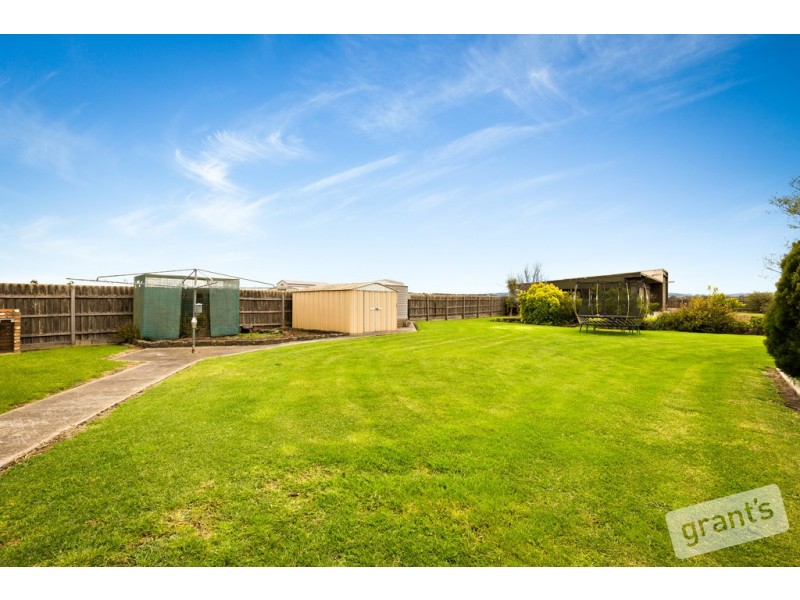 22 Racecourse Road, Nar Nar Goon VIC 3812