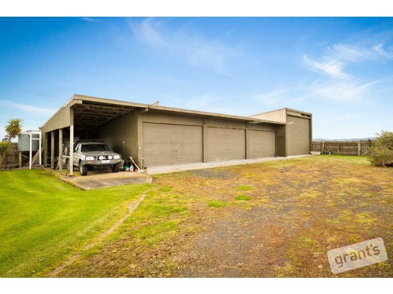 22 Racecourse Road, Nar Nar Goon VIC 3812