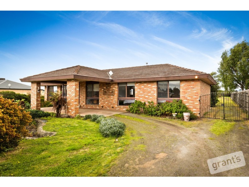 22 Racecourse Road, Nar Nar Goon VIC 3812