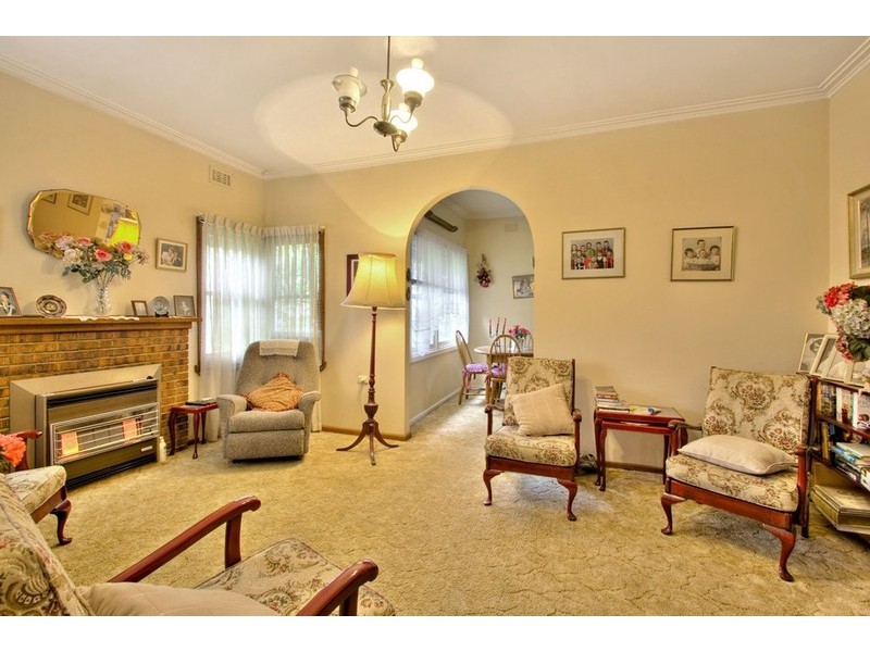 32 Springvale Road, Springvale VIC 3171