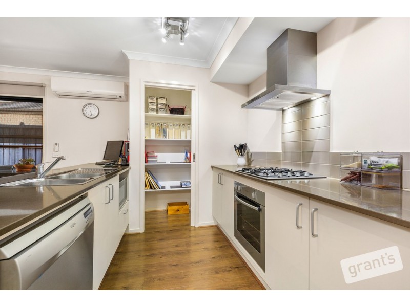 4 Tyalla Way, Pakenham VIC 3810