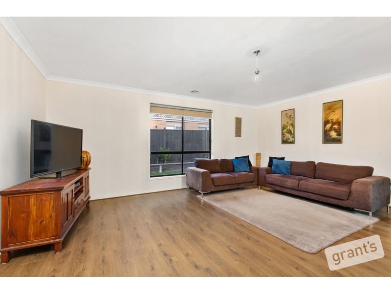 4 Tyalla Way, Pakenham VIC 3810