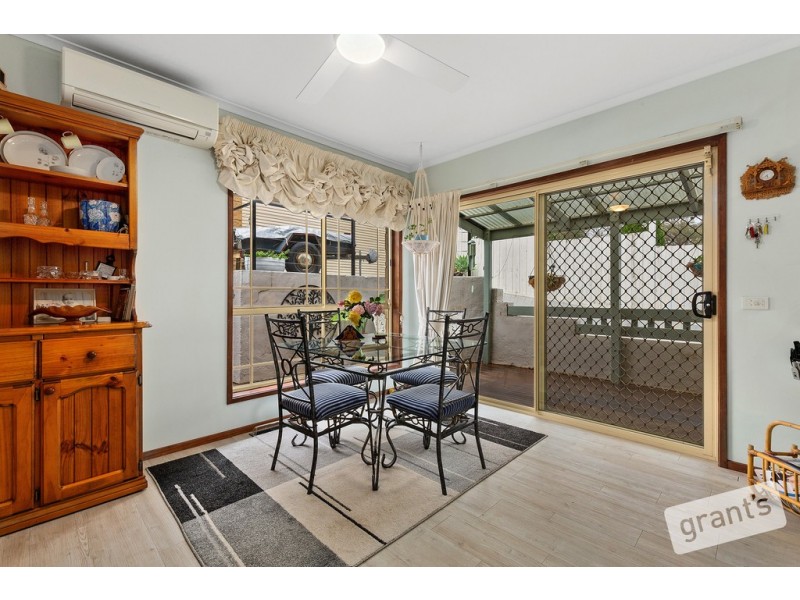 24 Breyleigh Drive, Pakenham VIC 3810