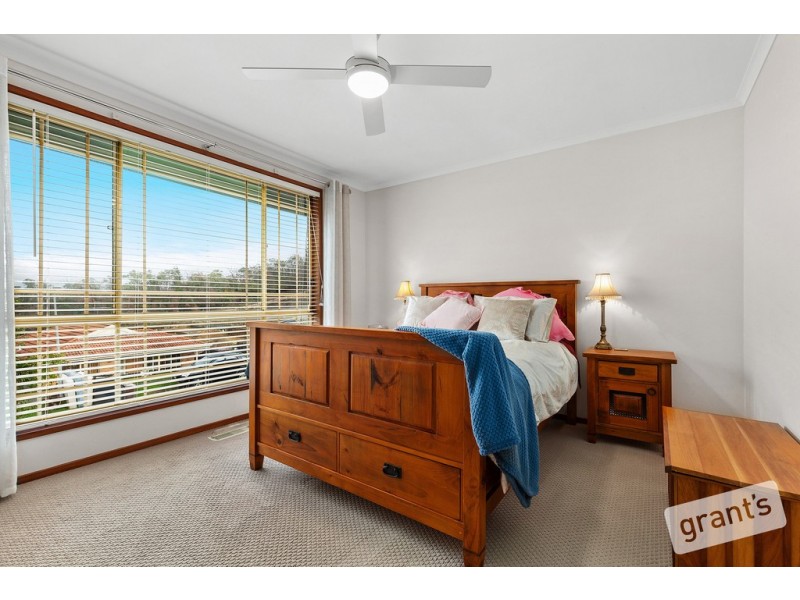 24 Breyleigh Drive, Pakenham VIC 3810