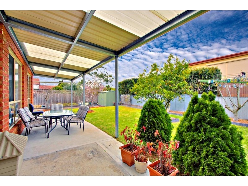 15 Turner Close, Springvale VIC 3171