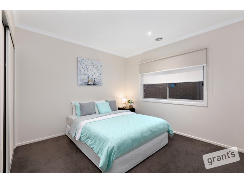 12 Quirk Road, Pakenham VIC 3810