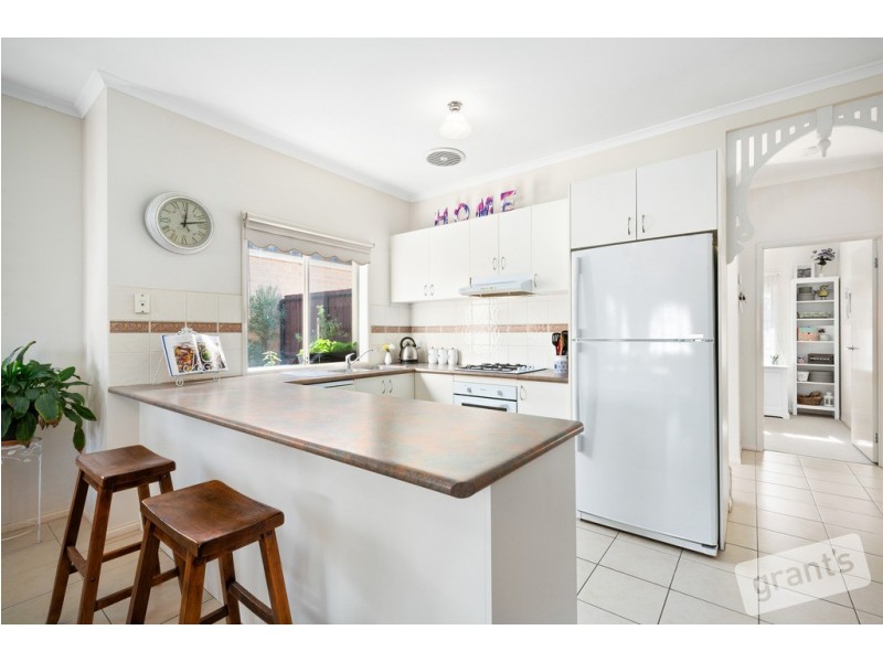 5 Avoca Place, Pakenham VIC 3810