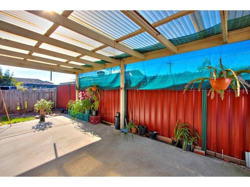 2/49 Paterson Road, Springvale South VIC 3172