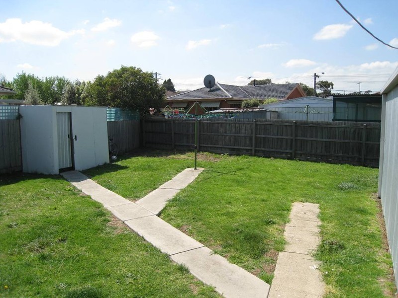 13 Watson Road, Noble Park North VIC 3174