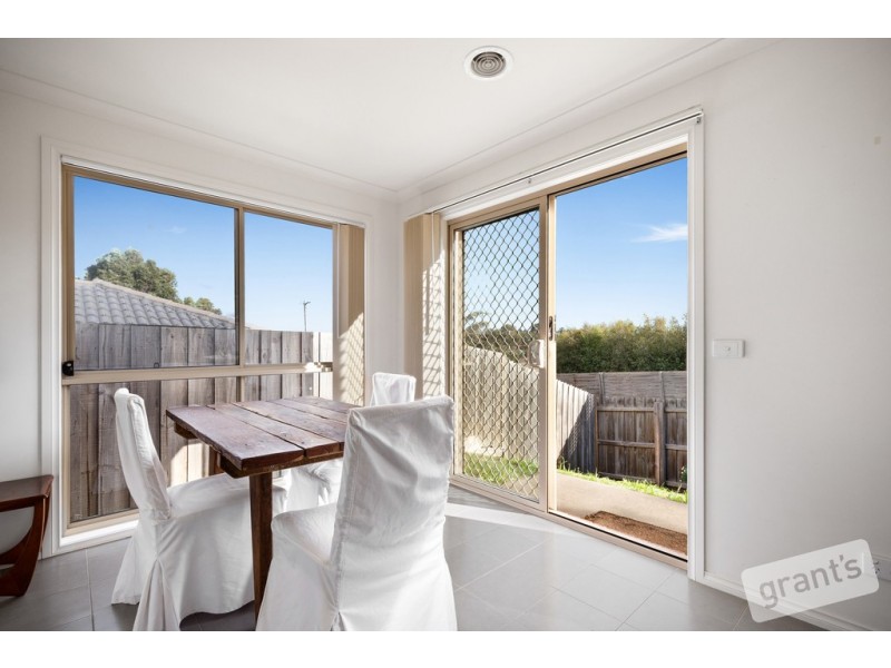 1/12 McClenaghan Place, Pakenham VIC 3810