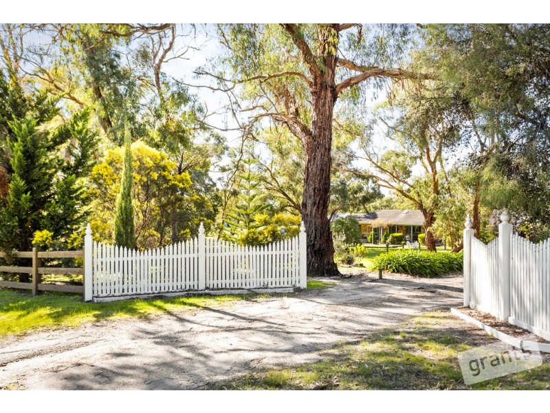 9 Cherry Tree Road, Nyora VIC 3987