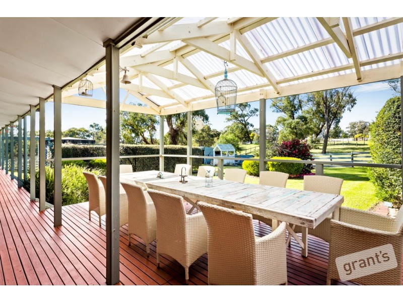 9 Cherry Tree Road, Nyora VIC 3987