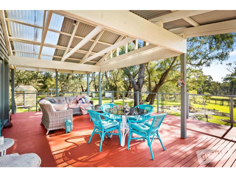 9 Cherry Tree Road, Nyora VIC 3987