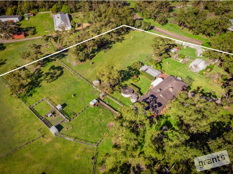 9 Cherry Tree Road, Nyora VIC 3987