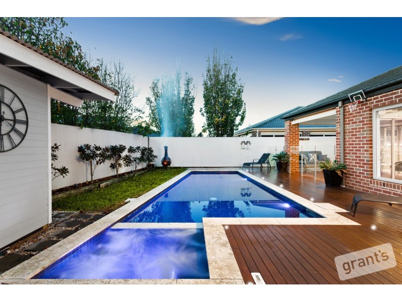 17 Wallagra Court, Narre Warren South VIC 3805