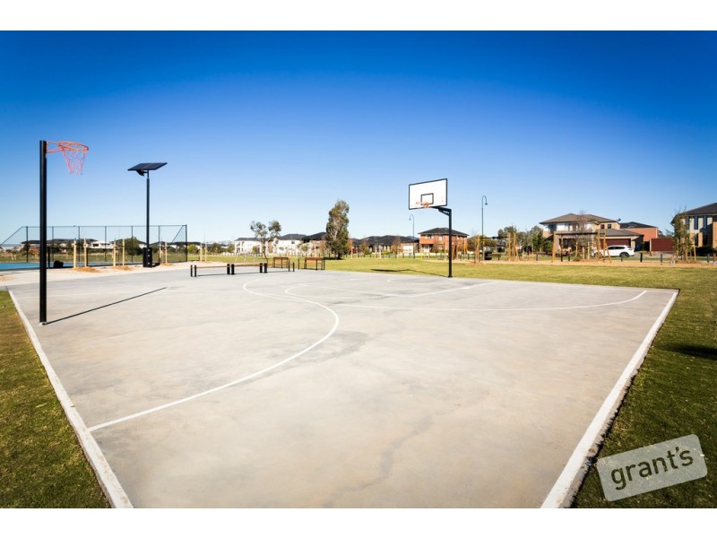 17 Wallagra Court, Narre Warren South VIC 3805