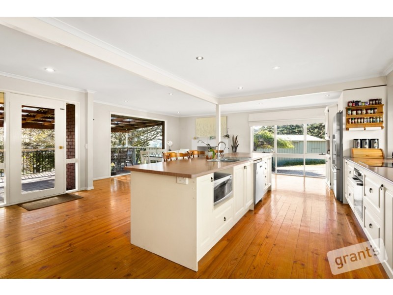 205 Huxtable Road, Pakenham Upper VIC 3810