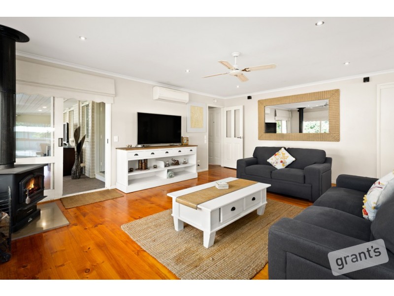 205 Huxtable Road, Pakenham Upper VIC 3810