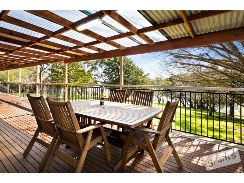 205 Huxtable Road, Pakenham Upper VIC 3810