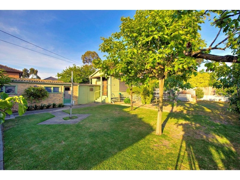 9 Redpath Crescent, Springvale VIC 3171
