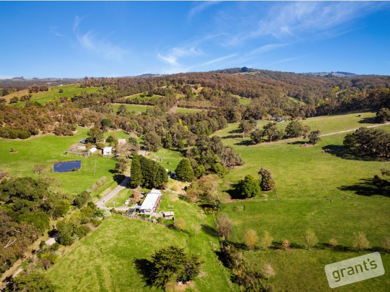 25 Olsen Road, Nar Nar Goon North VIC 3812