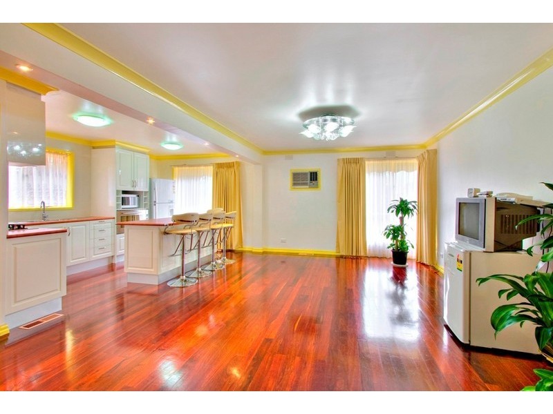 6 Shirley Street, Noble Park VIC 3174