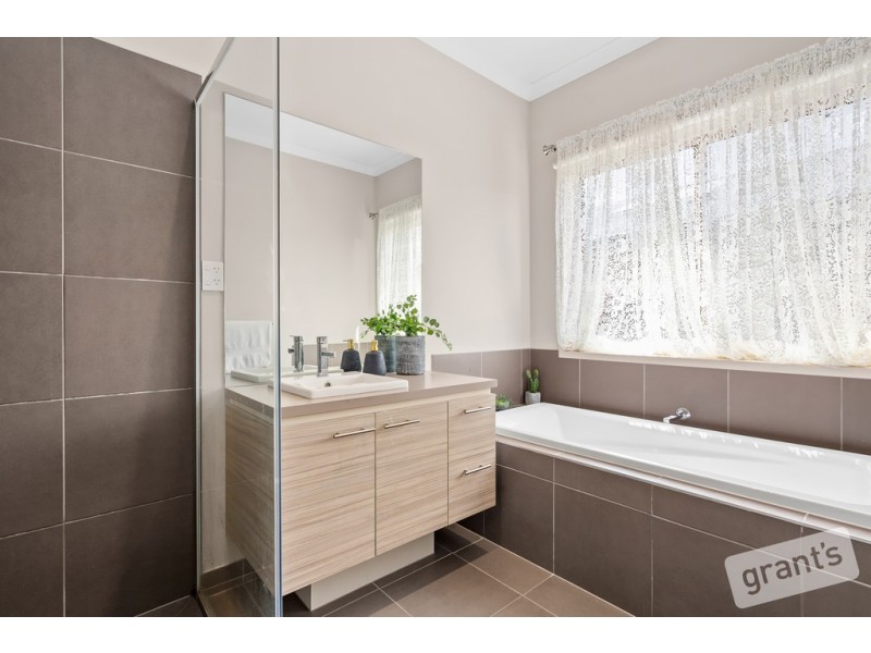5 Nottingham Avenue, Morwell VIC 3840