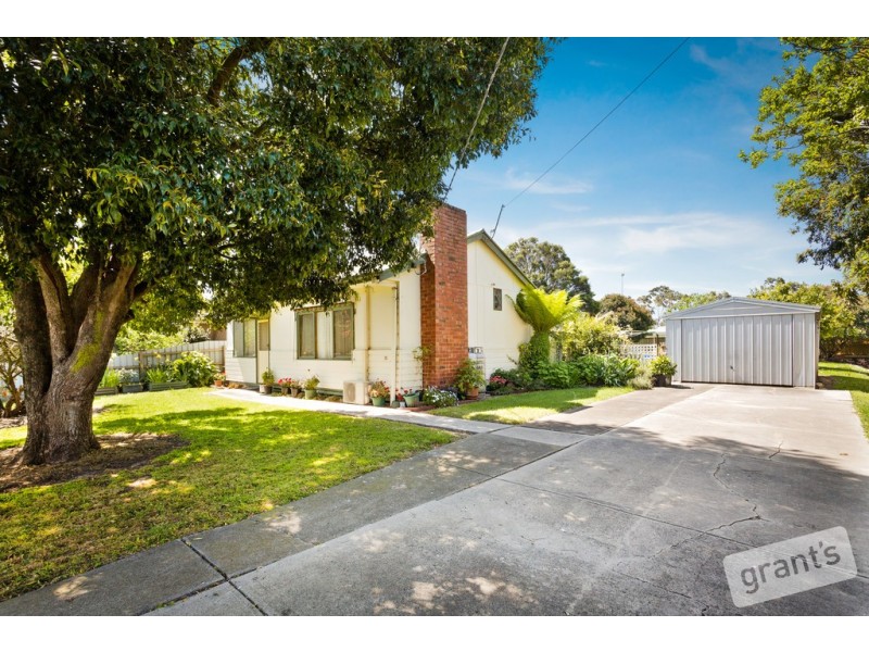 12 Station Street, Lang Lang VIC 3984