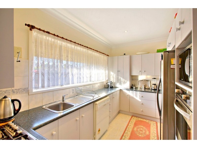 88 Oakwood Avenue, Noble Park North VIC 3174