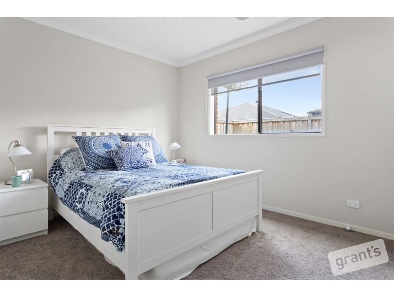 15 Pioneer Way, Officer VIC 3809