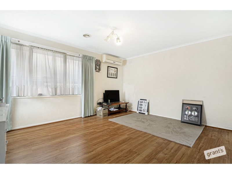 22 Greenacre Crescent, Narre Warren VIC 3805