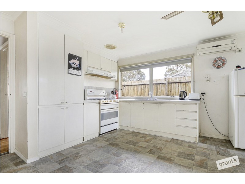 22 Greenacre Crescent, Narre Warren VIC 3805