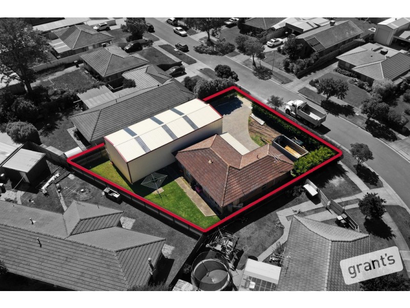 22 Greenacre Crescent, Narre Warren VIC 3805