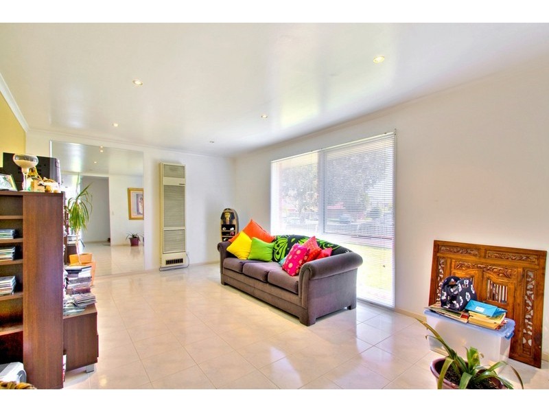 15 Hurlstone Court, Dandenong North VIC 3175