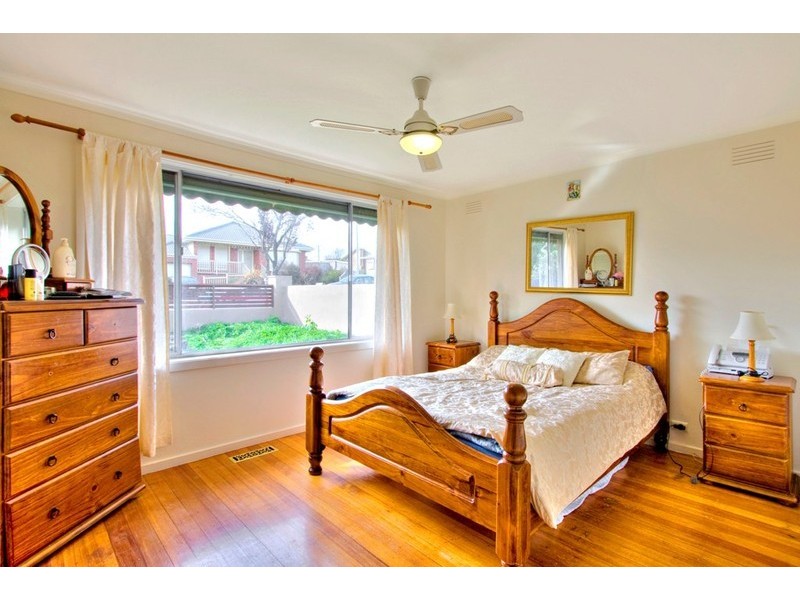 14 Meredith Street, Noble Park North VIC 3174