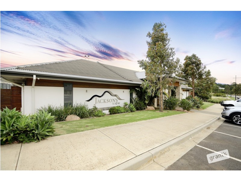 10 Bexley Boulevard, Drouin VIC 3818