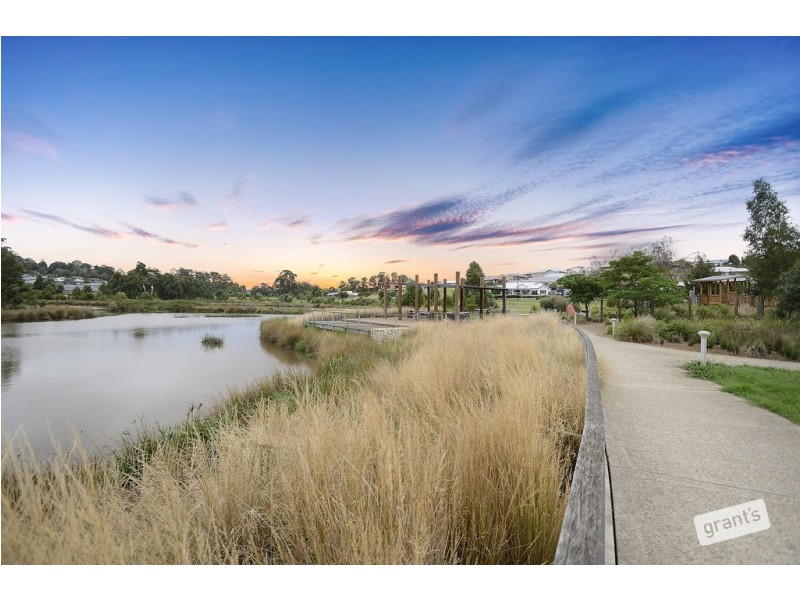 10 Bexley Boulevard, Drouin VIC 3818