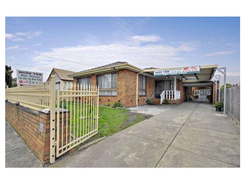 33 Victoria Avenue, Springvale VIC 3171
