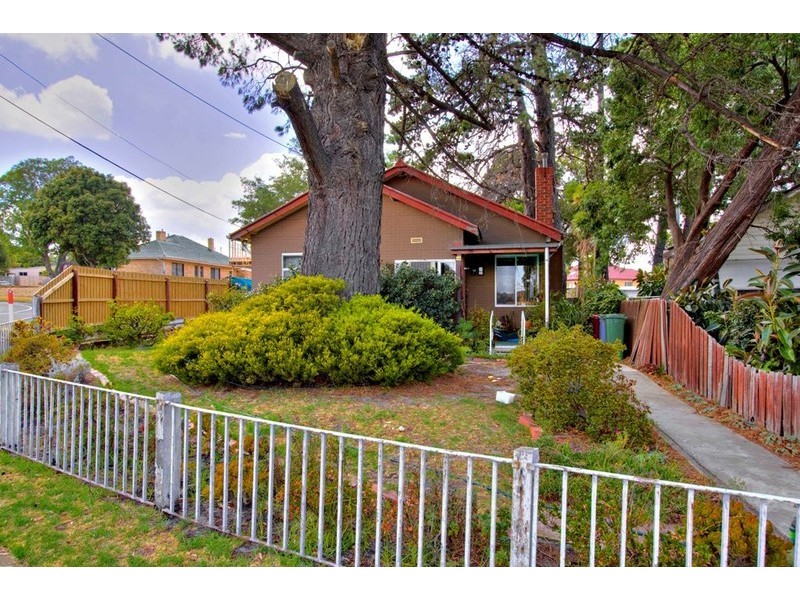 19 Moncur Ave, Springvale VIC 3171