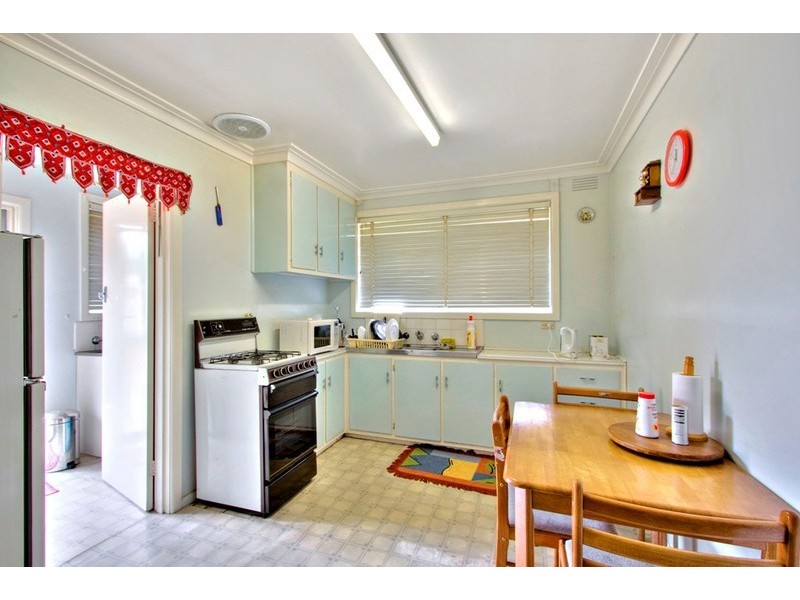 2/3 Erica Street, Dandenong North VIC 3175