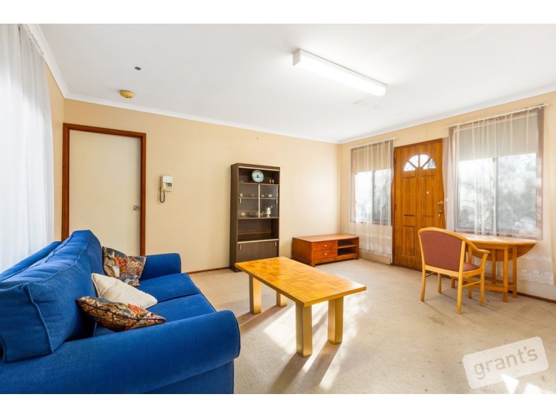 27 Davis Street, Nyora VIC 3987