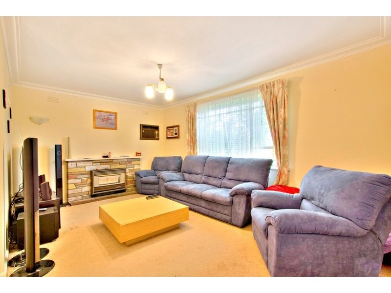 2 Keets Court, Springvale VIC 3171