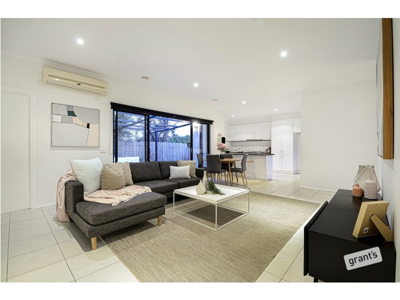 2/143 Lower Dandenong Road, Mentone VIC 3194