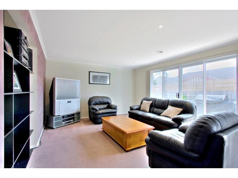 2/66 Dunblane Road, Noble Park VIC 3174