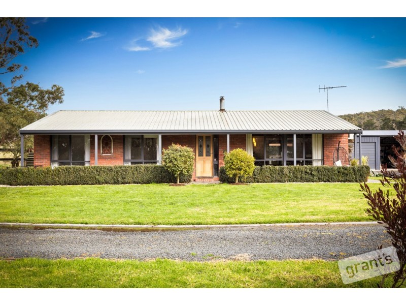5 Cameron Road, Heath Hill VIC 3981